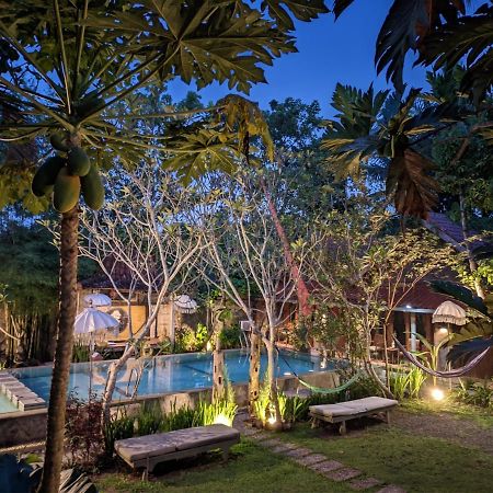 Astuti Gallery Homestay Jogyakarta Zewnętrze zdjęcie