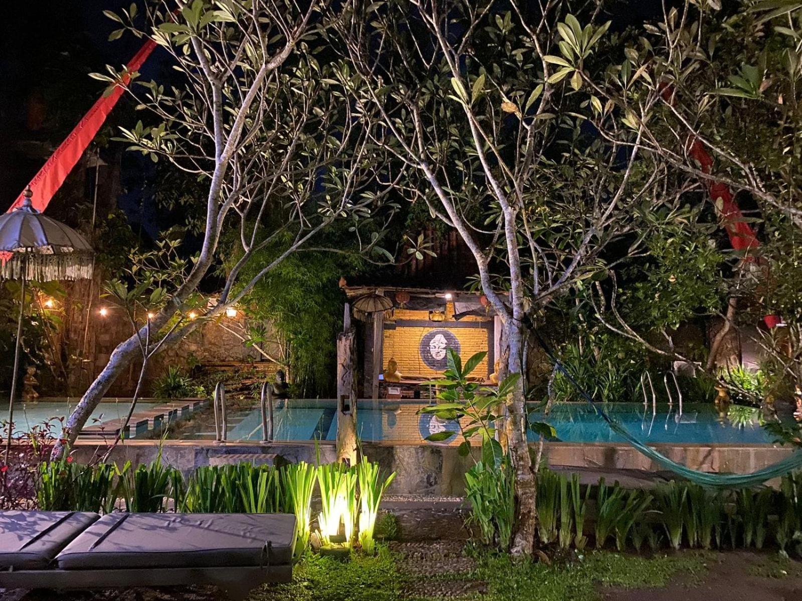 Astuti Gallery Homestay Jogyakarta Zewnętrze zdjęcie