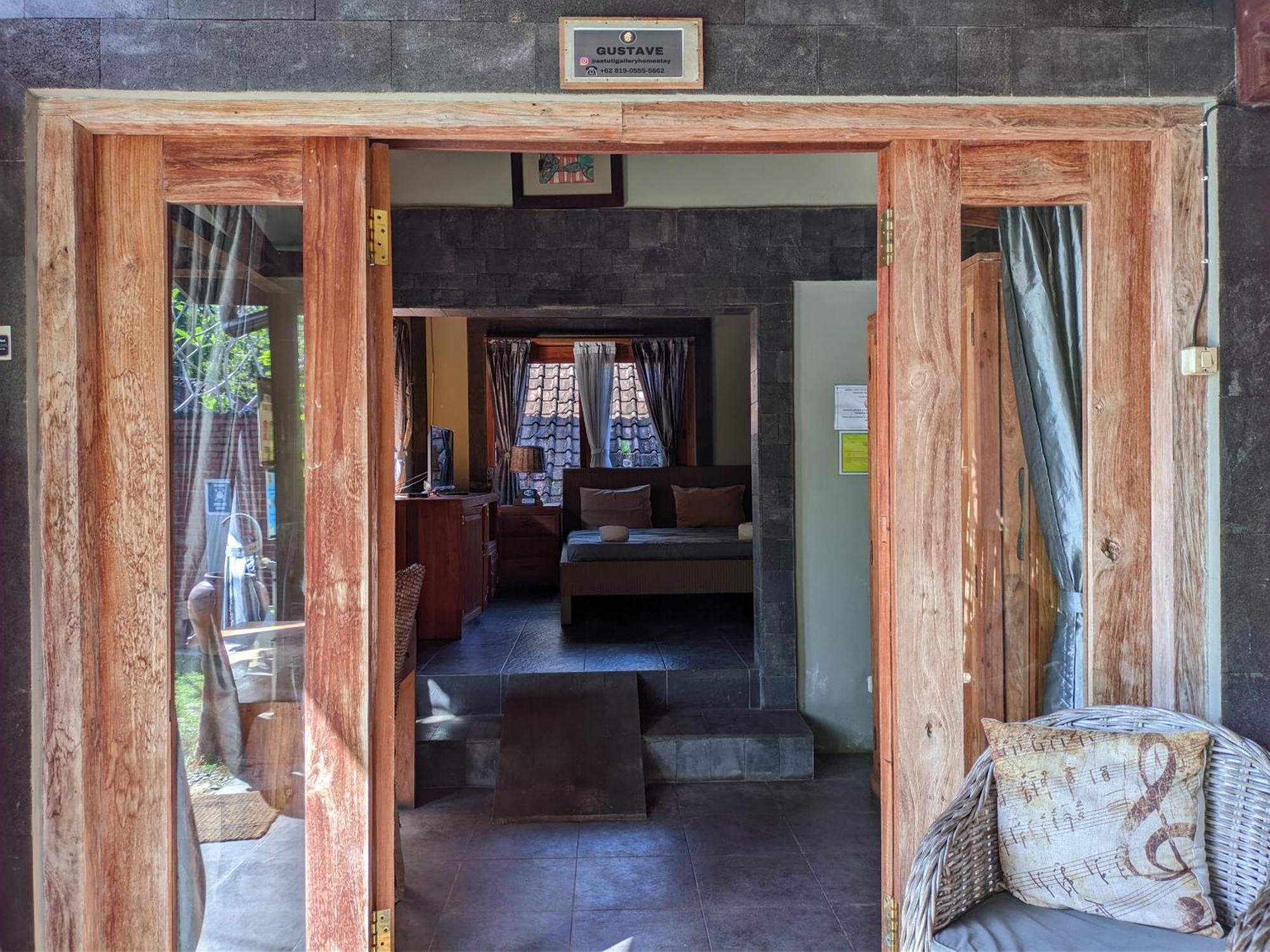 Astuti Gallery Homestay Jogyakarta Zewnętrze zdjęcie
