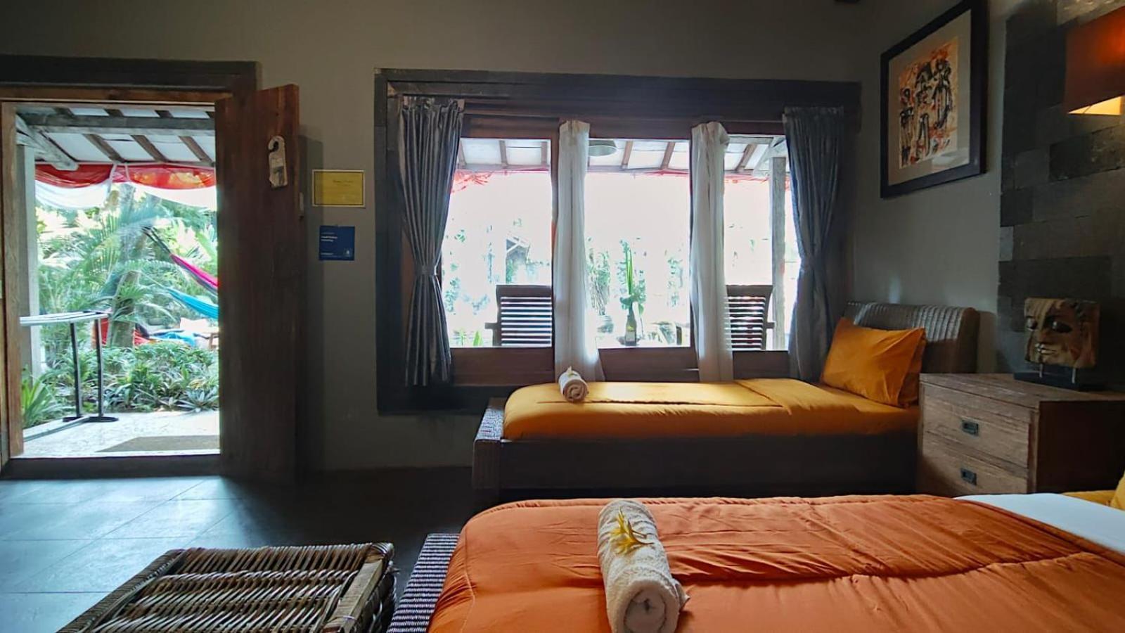 Astuti Gallery Homestay Jogyakarta Zewnętrze zdjęcie